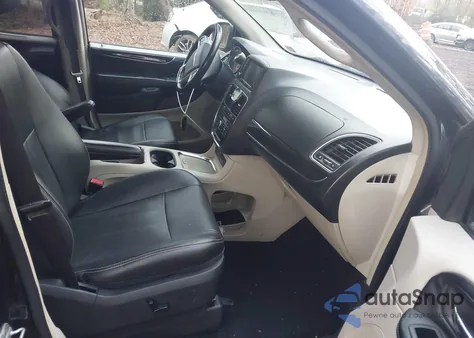 2014 Chrysler Town & Country Touring-L from USA, damaged, VIN 2C4RC1CG8ER133065